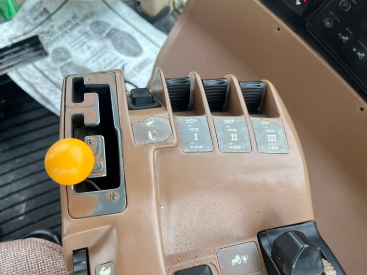 john-deere-8300-image-19