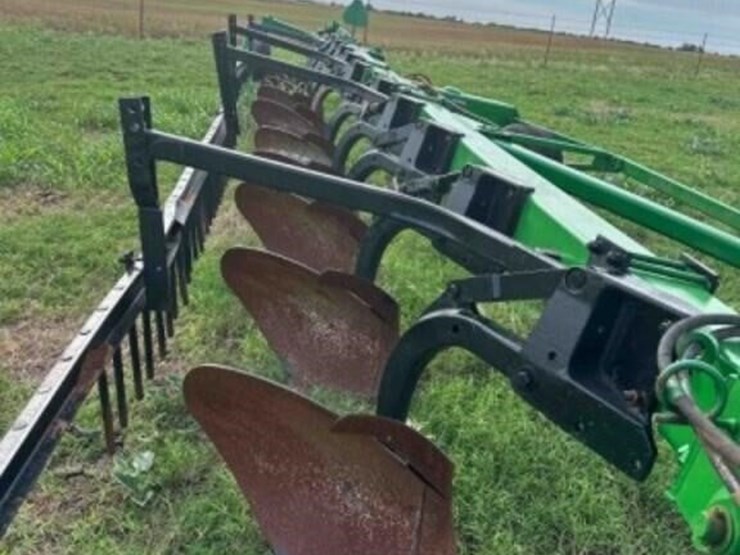 john-deere-3700-image-17