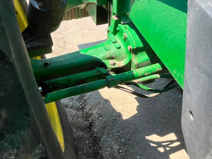 john-deere-8400-image-57
