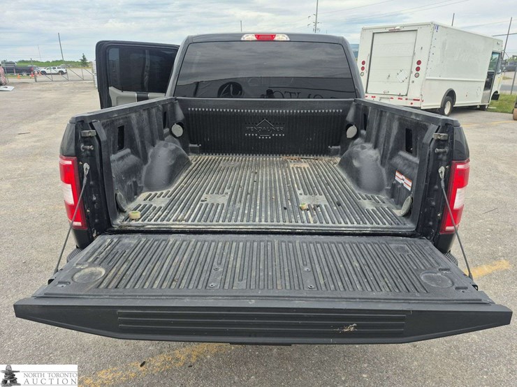 2018-ford-f150-image-24