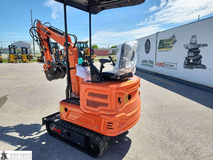 unused-2025-machpro-319-orange-blt-1-mini-excavator-image-4