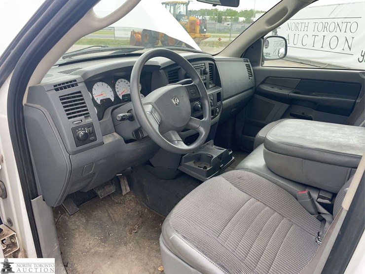 2008-dodge-ram-1500-image-11