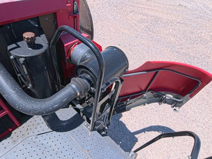 2012-massey-ferguson-9520-image-96