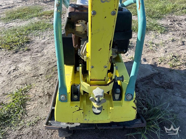 2022-ammann-apr-40-60-ho-vibratory-reversible-plate-compactor-image-20