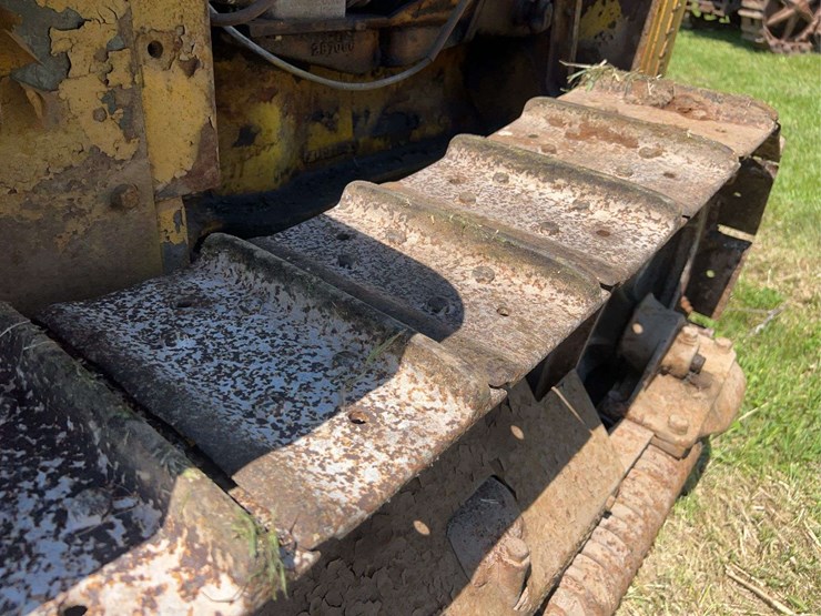 caterpillar-twenty-two-image-21