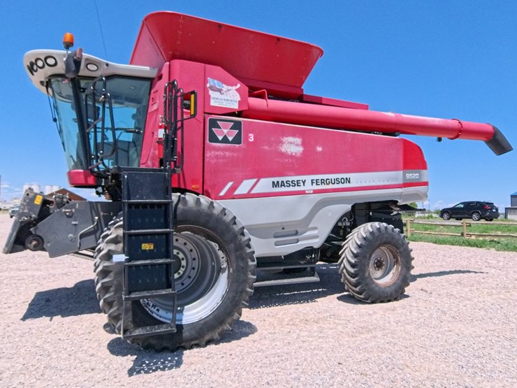 2012-massey-ferguson-9520-image-32