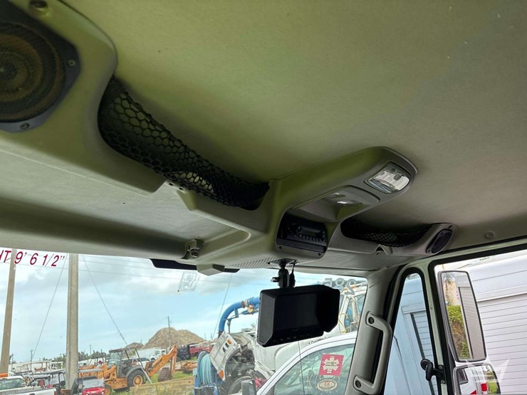 2013-international-durastar-4300-image-23
