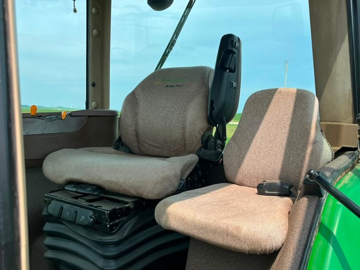 john-deere-8330-image-20