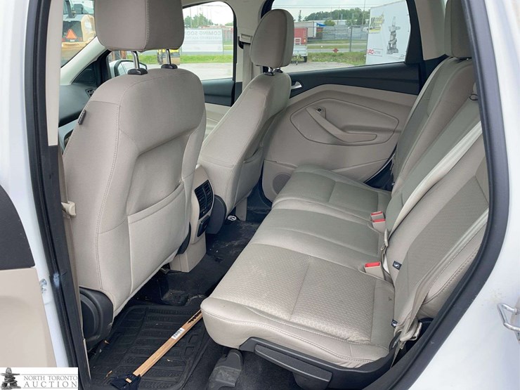 2017-ford-escape-image-15