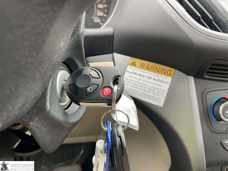 2017-ford-escape-image-14