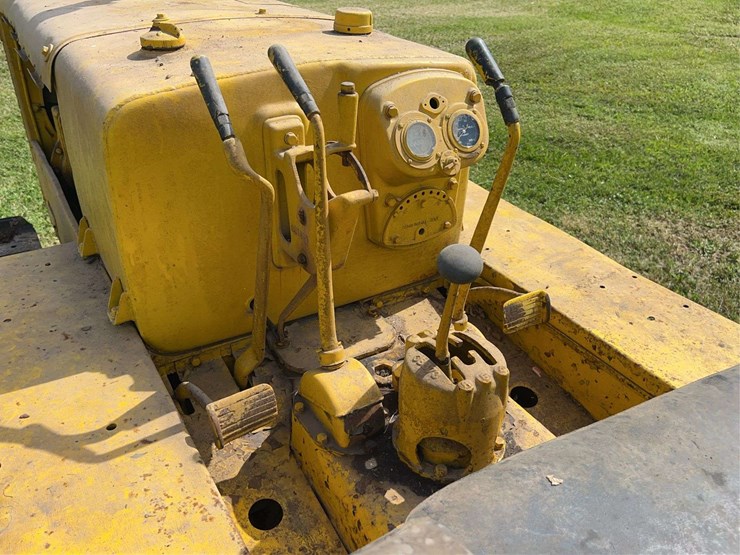 caterpillar-r4-image-37