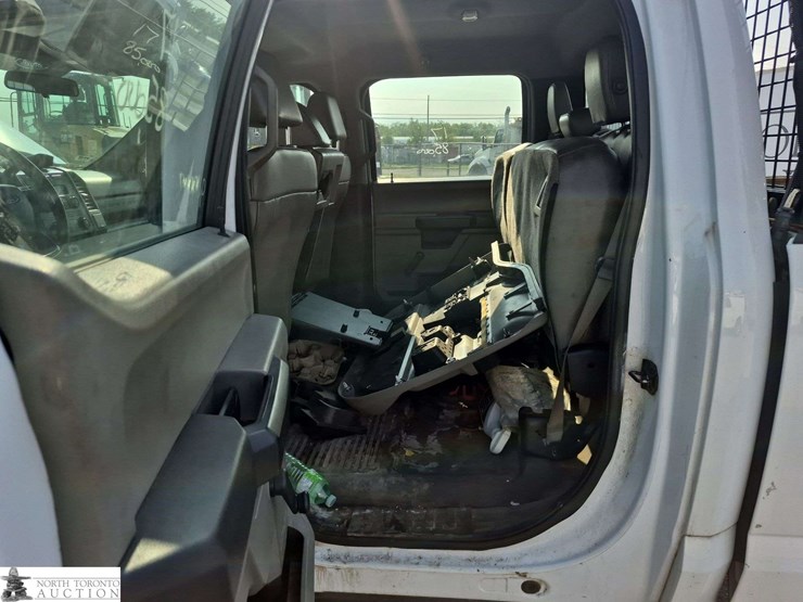 2017-ford-f350-image-23