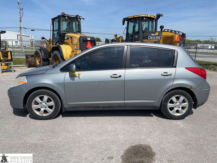 2007-nissan-versa-1.8-s-4dr-hatchback-(1.8l-i4-4a)-image-8