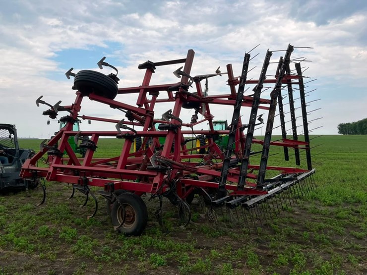 case-ih-4800-image-12