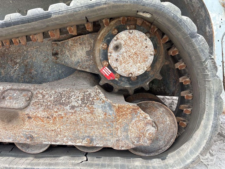 2019-takeuchi-tl10v2-image-35