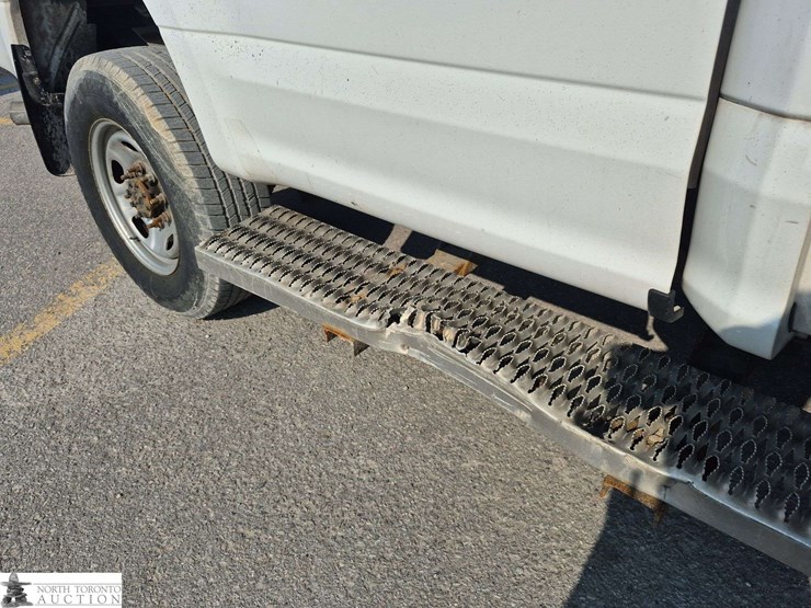 2017-ford-f350-image-30