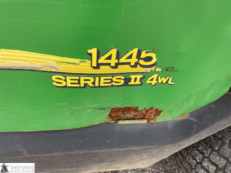 2010-john-deere-1445-image-23