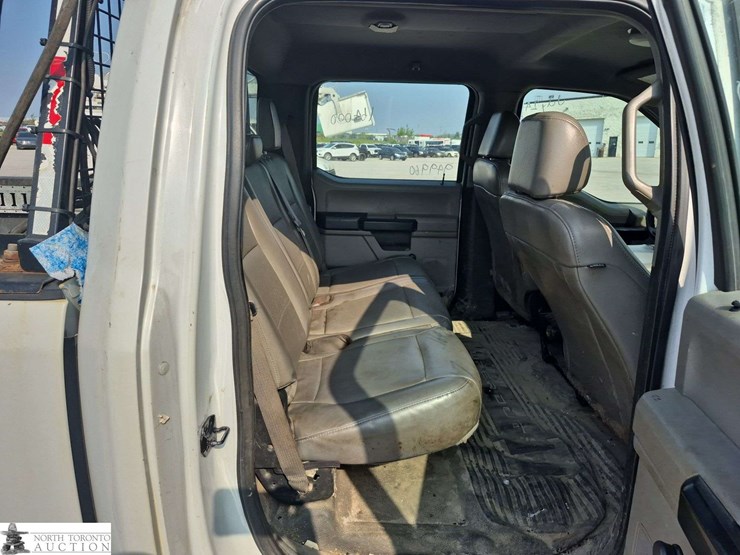 2017-ford-f350-image-31