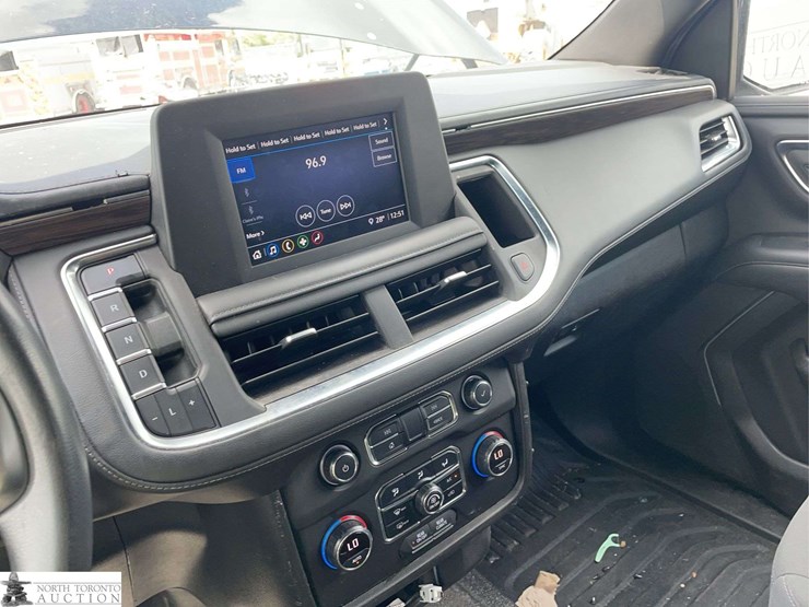 2021-chevrolet-tahoe-image-13