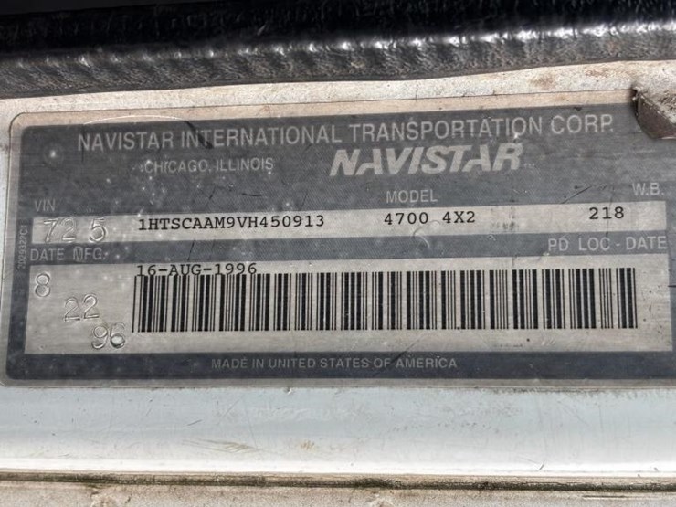 1997-international-4700-image-38