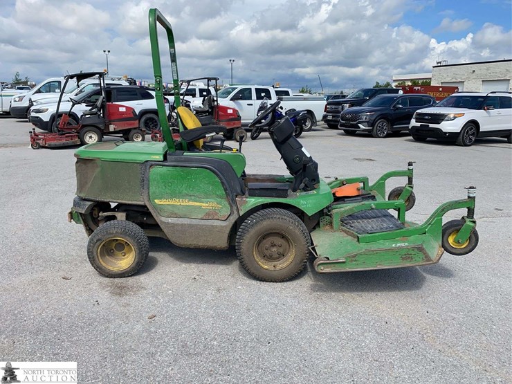 2010-john-deere-1445-image-4