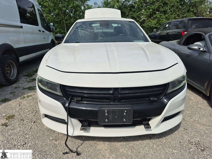 non-operable-2023-dodge-charger-image-2
