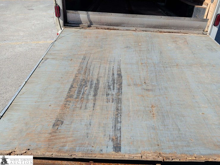 2013-rc-trailers-t/a-enclosed-trailer-image-29