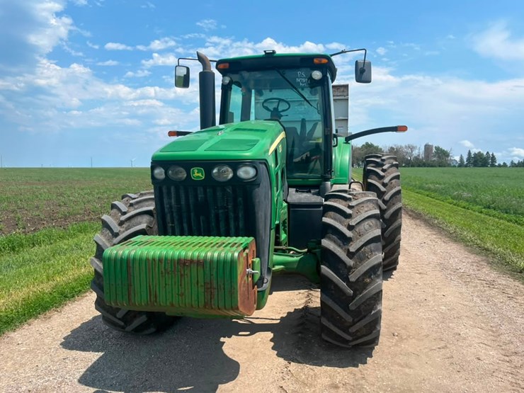 john-deere-8330-image-18