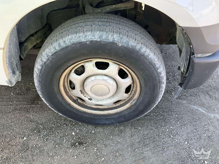 2017-ford-f150-image-21