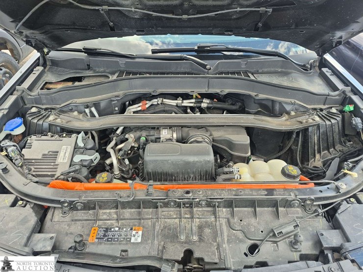 2021-ford-explorer-image-9