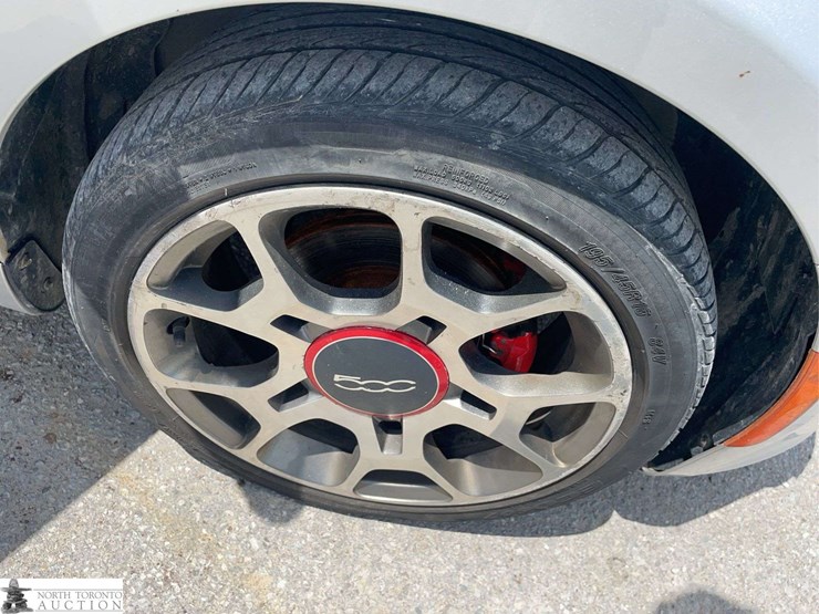 2012-fiat-500-image-18