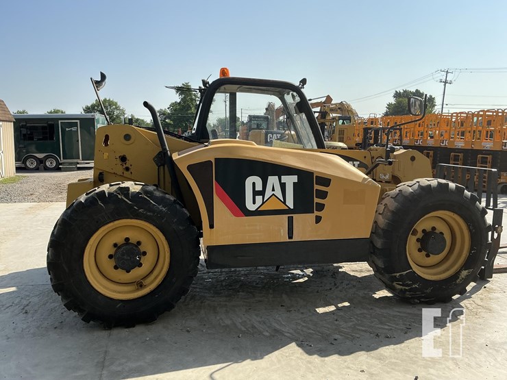2010-caterpillar-th406-image-4