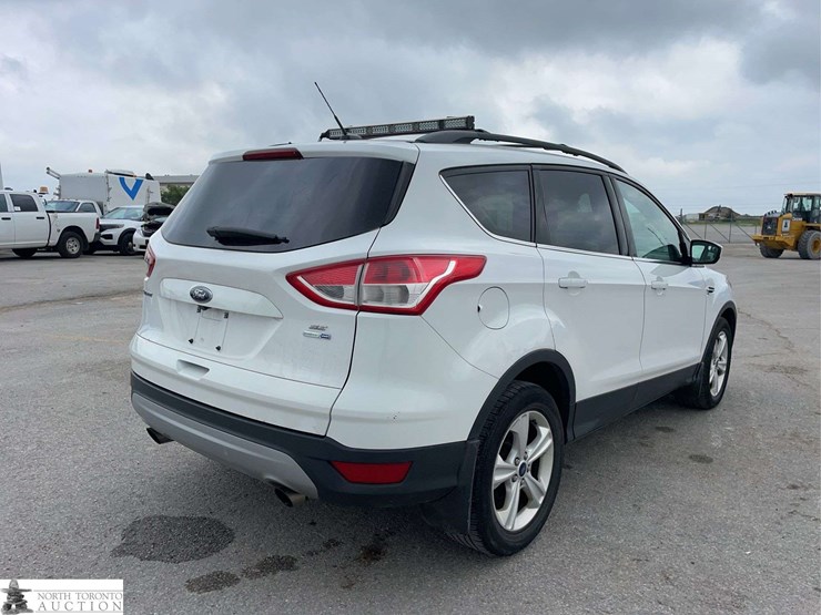 2016-ford-escape-image-5