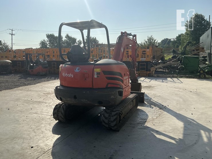 2021-kubota-kx040-4-image-4