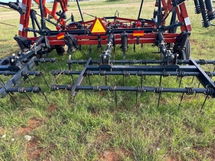 case-ih-600-image-15