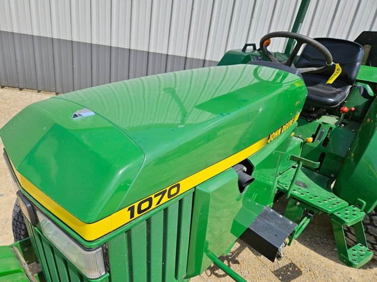 john-deere-1070-image-14