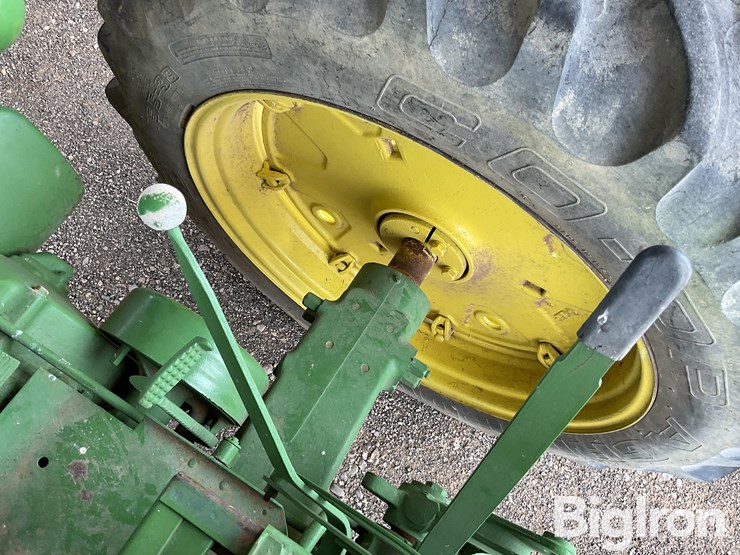 1958-john-deere-720-image-16