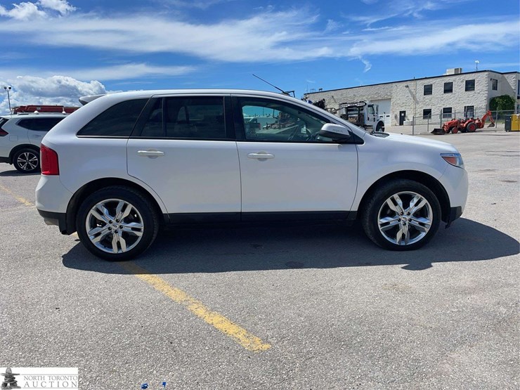 2013-ford-edge-image-4