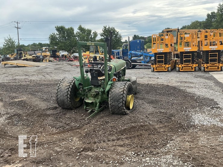 1984-john-deere-2150-image-4