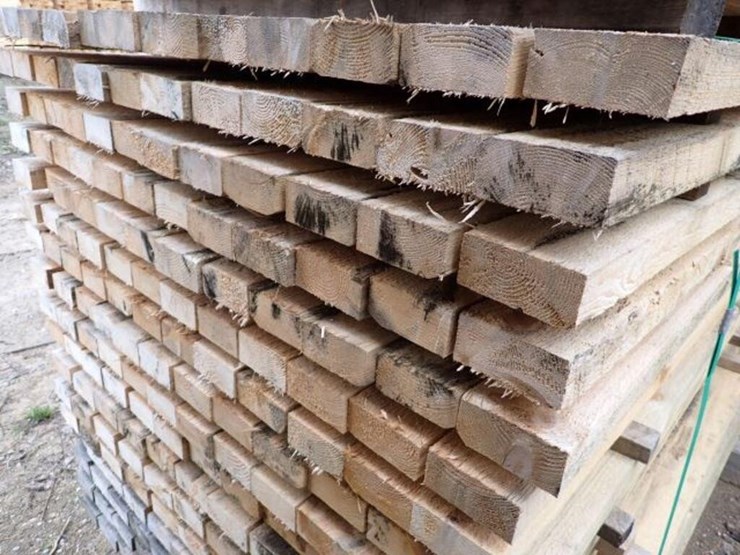 qty-of-(204)-2-in.-x-4-in.-x-10-ft-rough-cut-pine-image-3