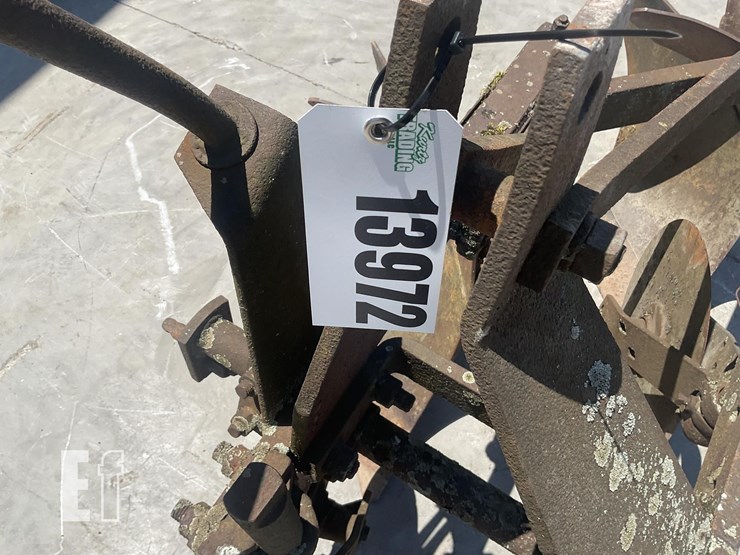 3pt-bottom-plow-image-5
