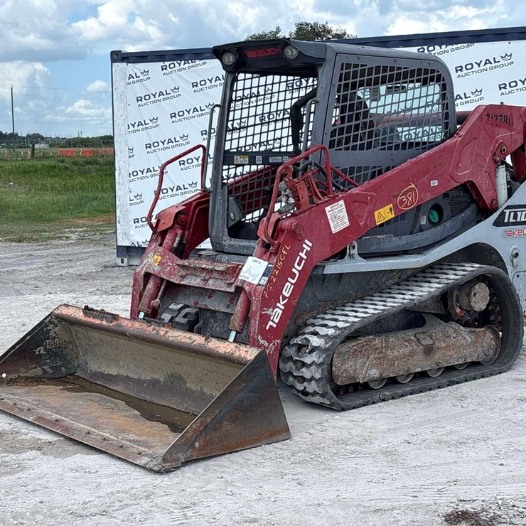 2019 TAKEUCHI TL10V2