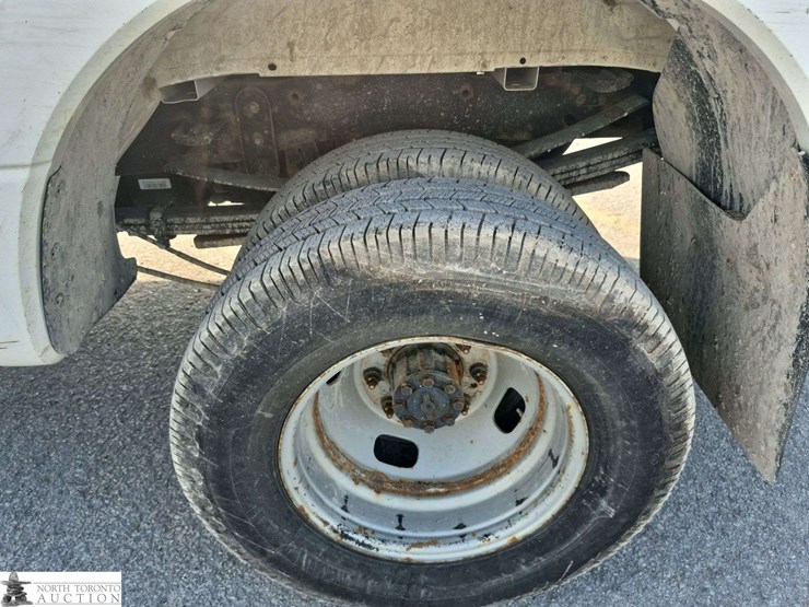 2017-ford-f350-image-23