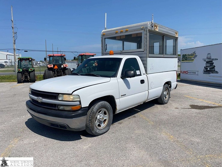 1999-chevrolet-silverado-1500-image-1