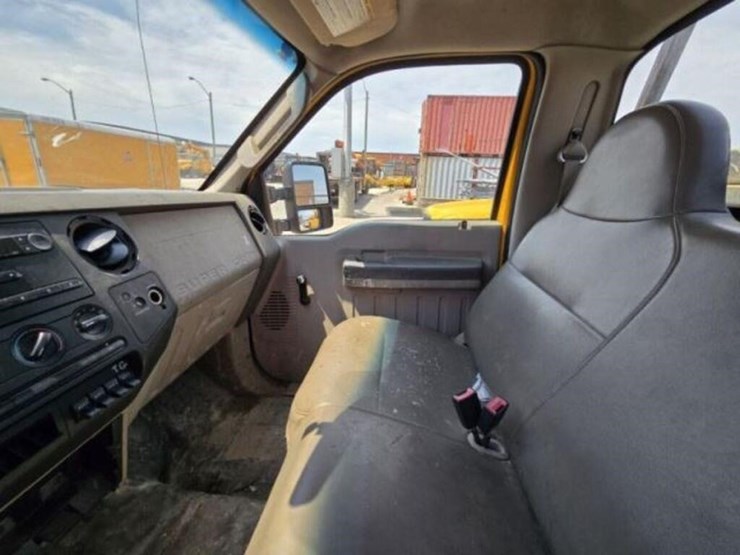 2008-ford-f250-image-24