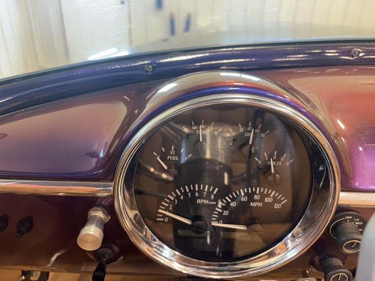 1949-chevrolet-210-image-18