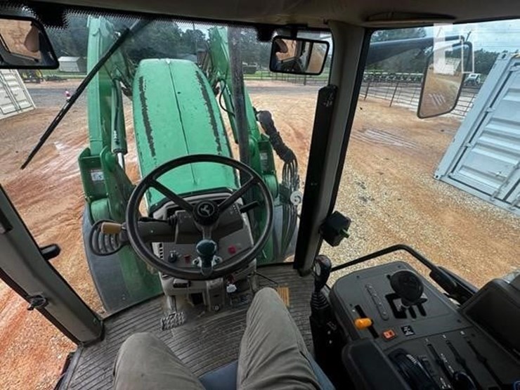 2011-john-deere-7130-image-8