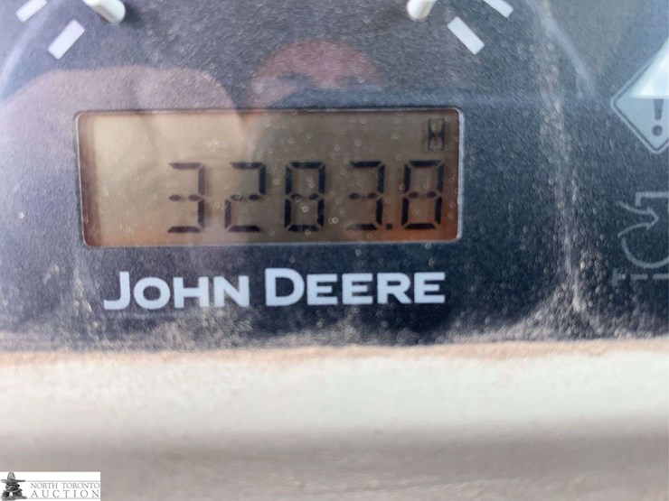 2010-john-deere-4520-image-13