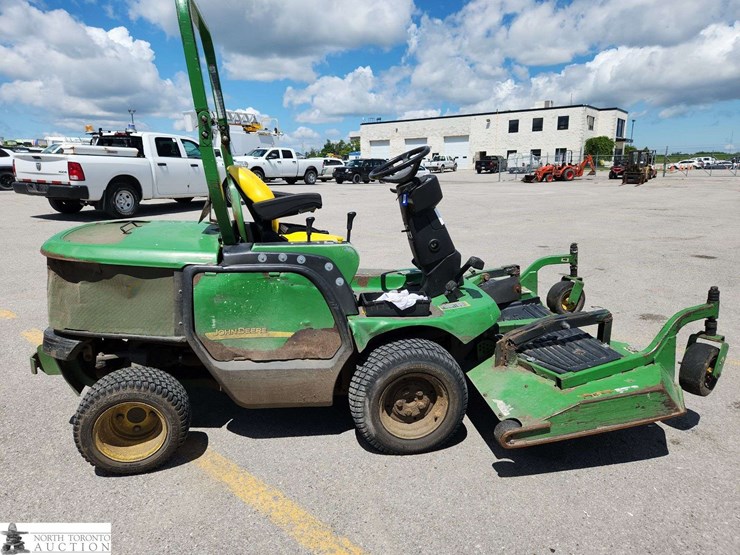 2010-john-deere-1445-image-8