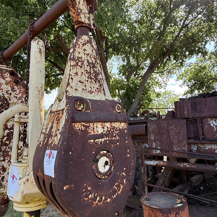 BREWSTER CO H-50-B 50-TON 3-SHEAVE BLOCK HOOK
